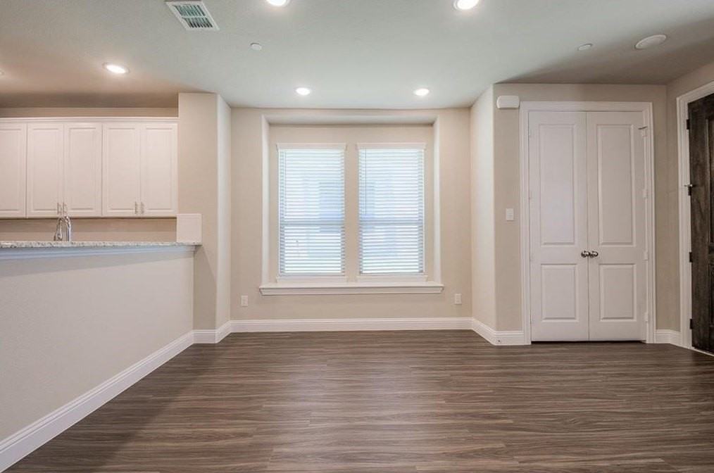 4720 Piedras Lanzar Dr - Photo 5 of 18