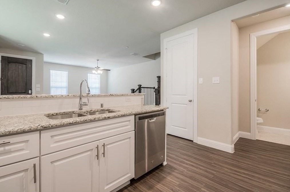 4720 Piedras Lanzar Dr - Photo 7 of 18