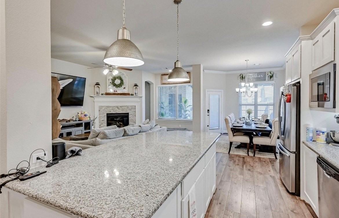 1415 White Squall Trl - Photo 7 of 40