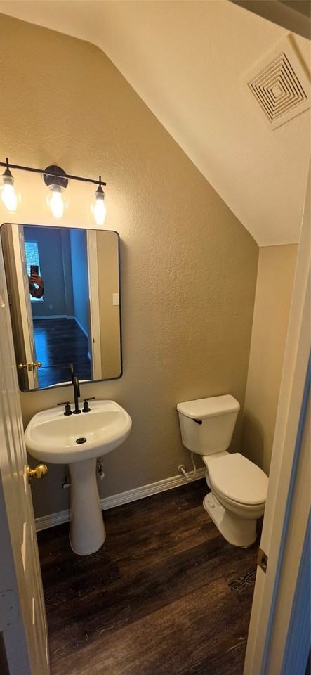 741 Willow Crest Dr - Photo 5 of 39