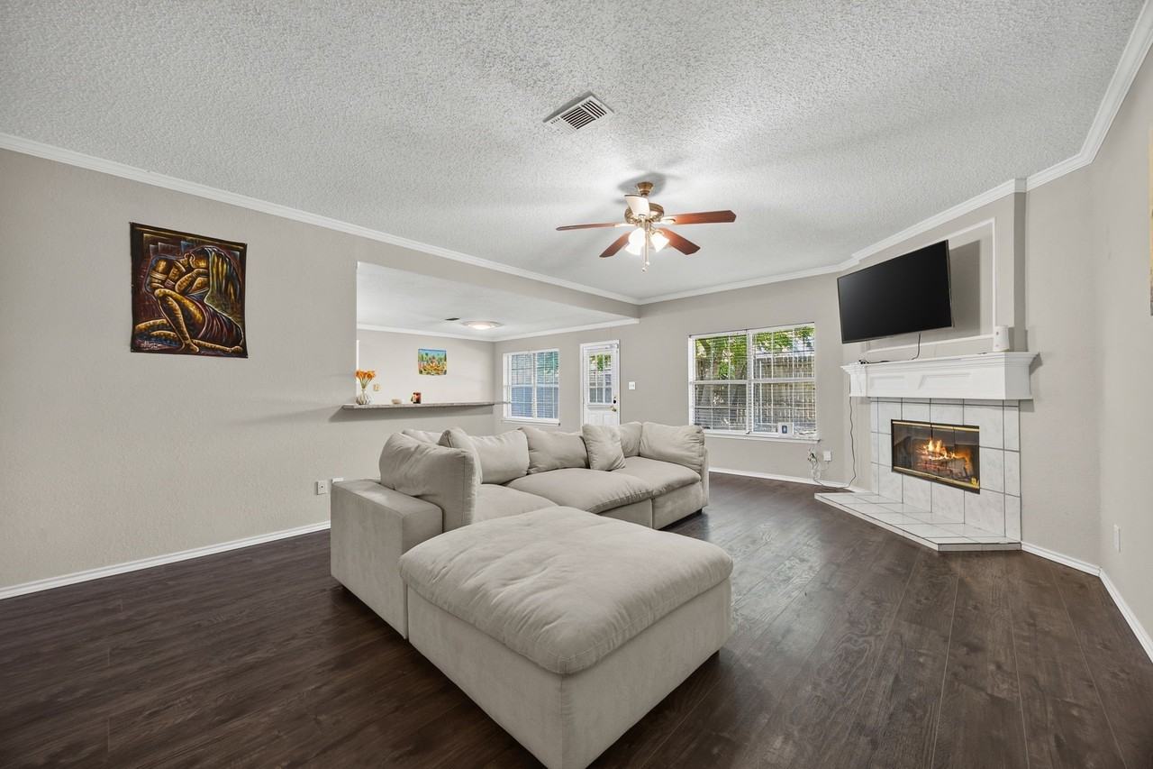 3357 Galaway Bay Dr - Photo 4 of 20