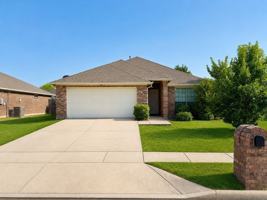featured image of 412 Windridge Dr