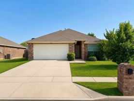 412 Windridge Dr - Photo 1 of 1