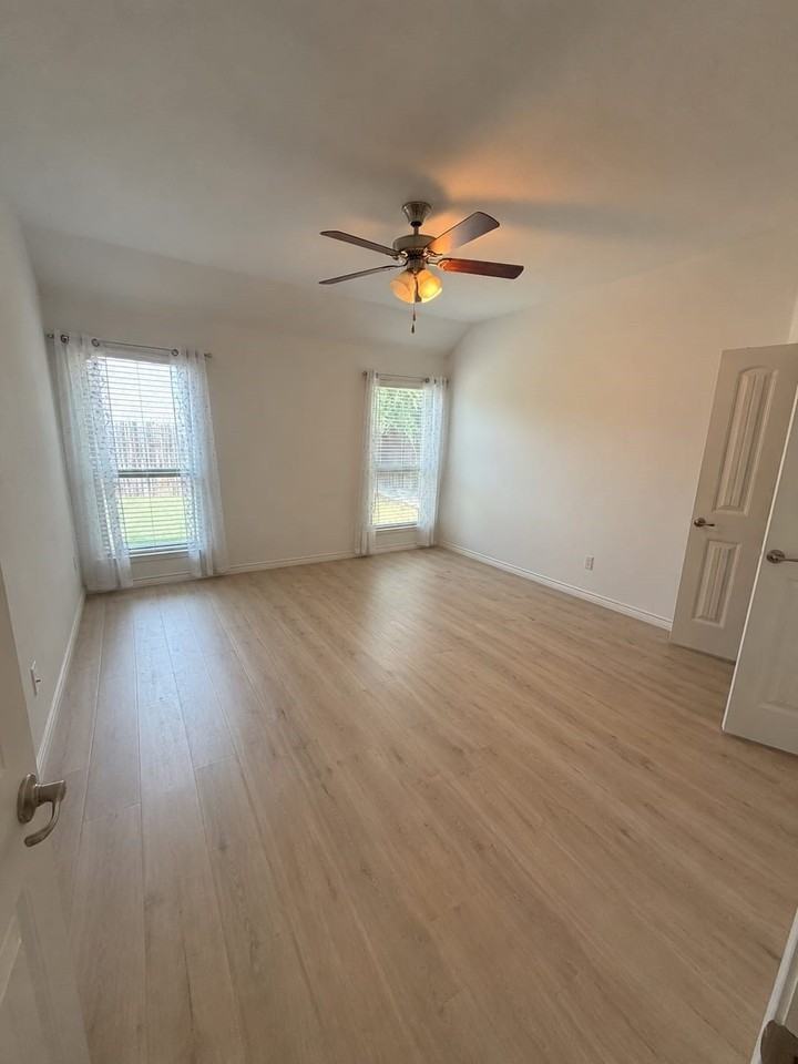 10020 Levelland Pl - Photo 5 of 18