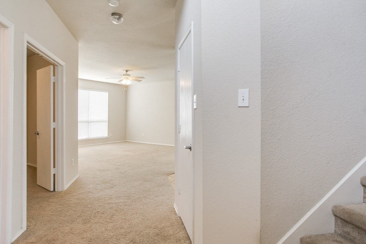 5824 Melanie Ct - Photo 6 of 29