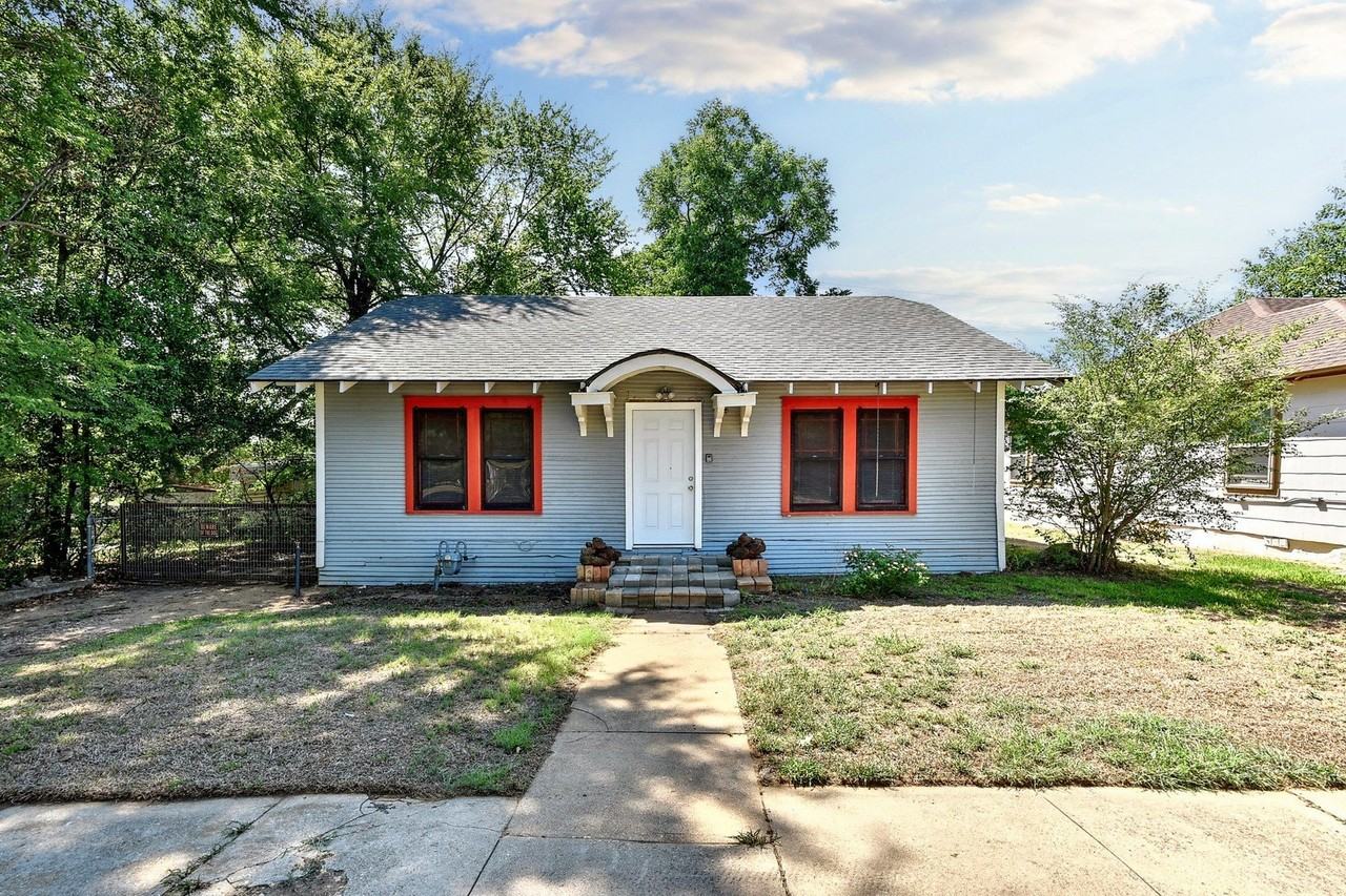 608 W Murray St - Photo 2 of 18