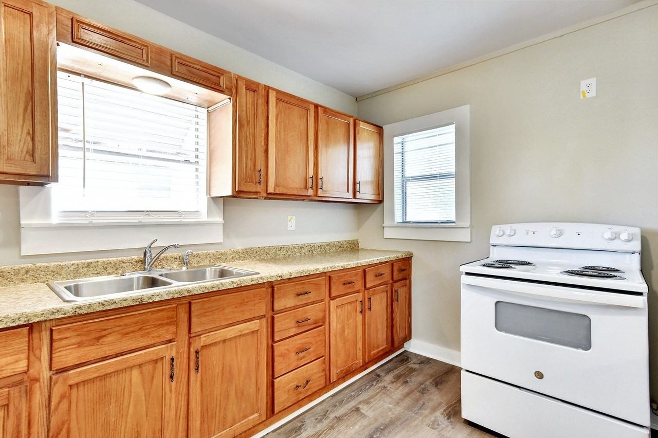 608 W Murray St - Photo 6 of 18