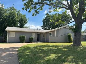 3017 Bennett Dr - Photo 1 of 1