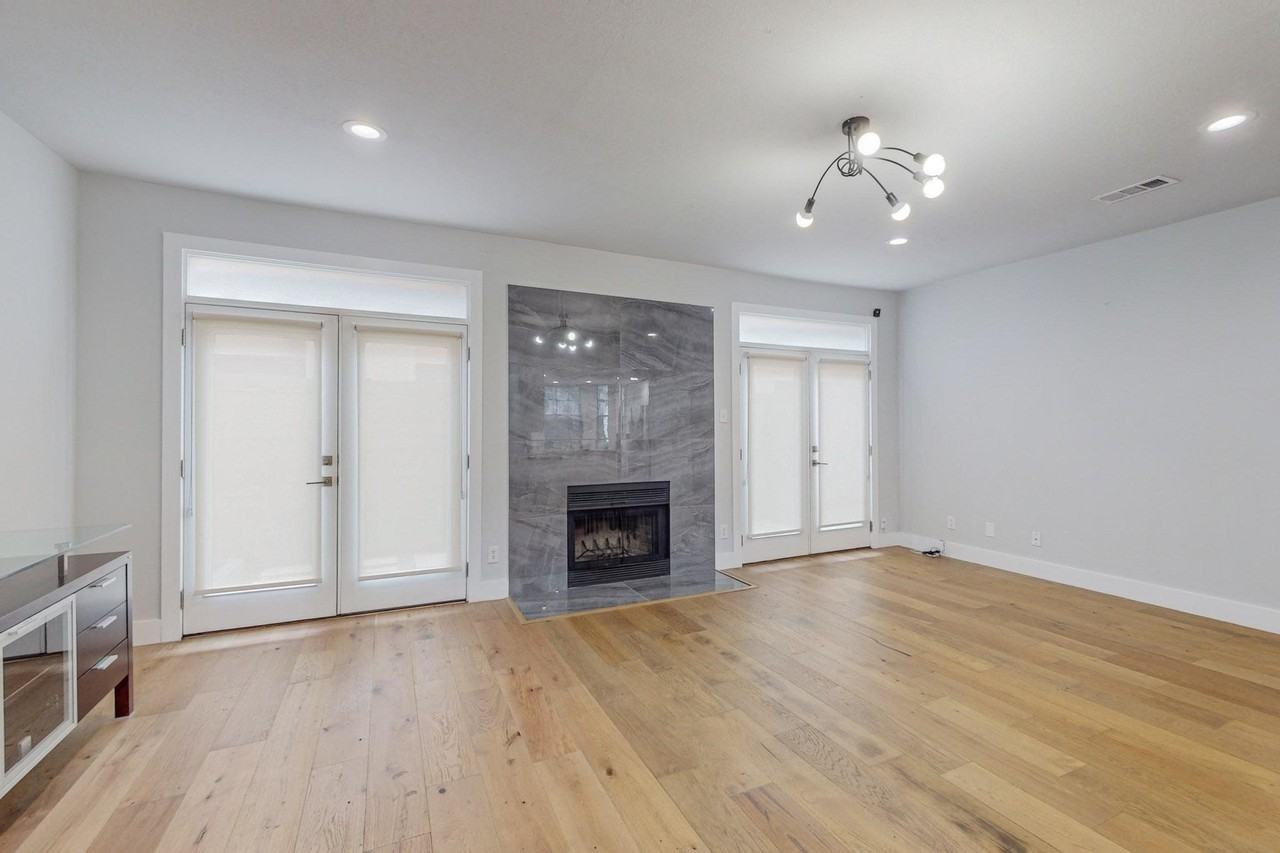 4307 Gilbert Ave #306 - Photo 4 of 34