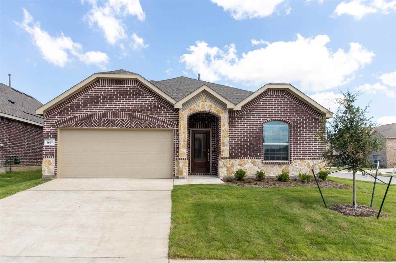 1837 Lake Grove Dr