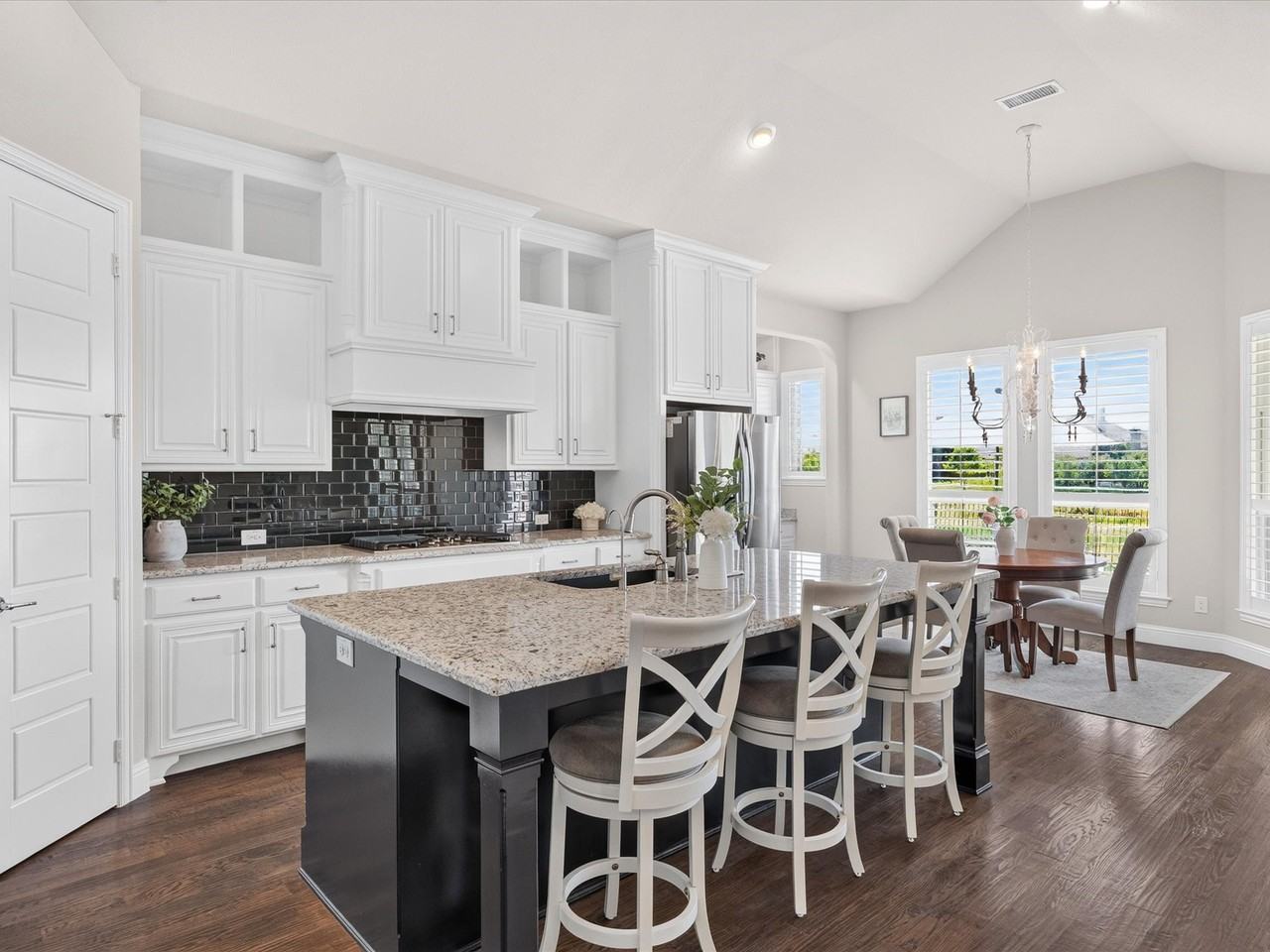 1306 Cypress Creek Way - Photo 5 of 33