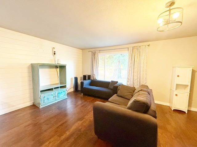 144 Broad St W #1 - Photo 4 of 21