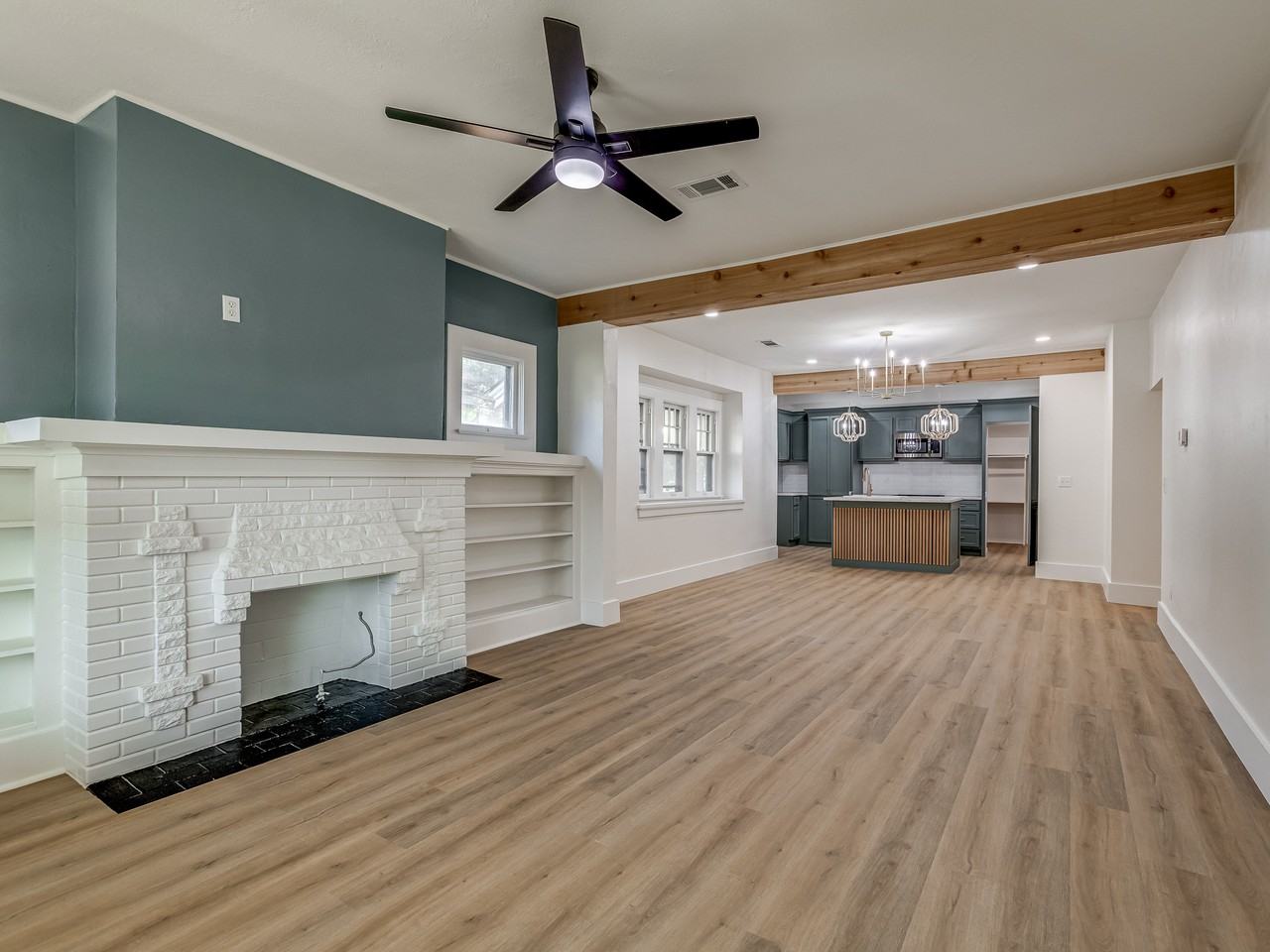 1723 W Park Pl #1 - Photo 6 of 50