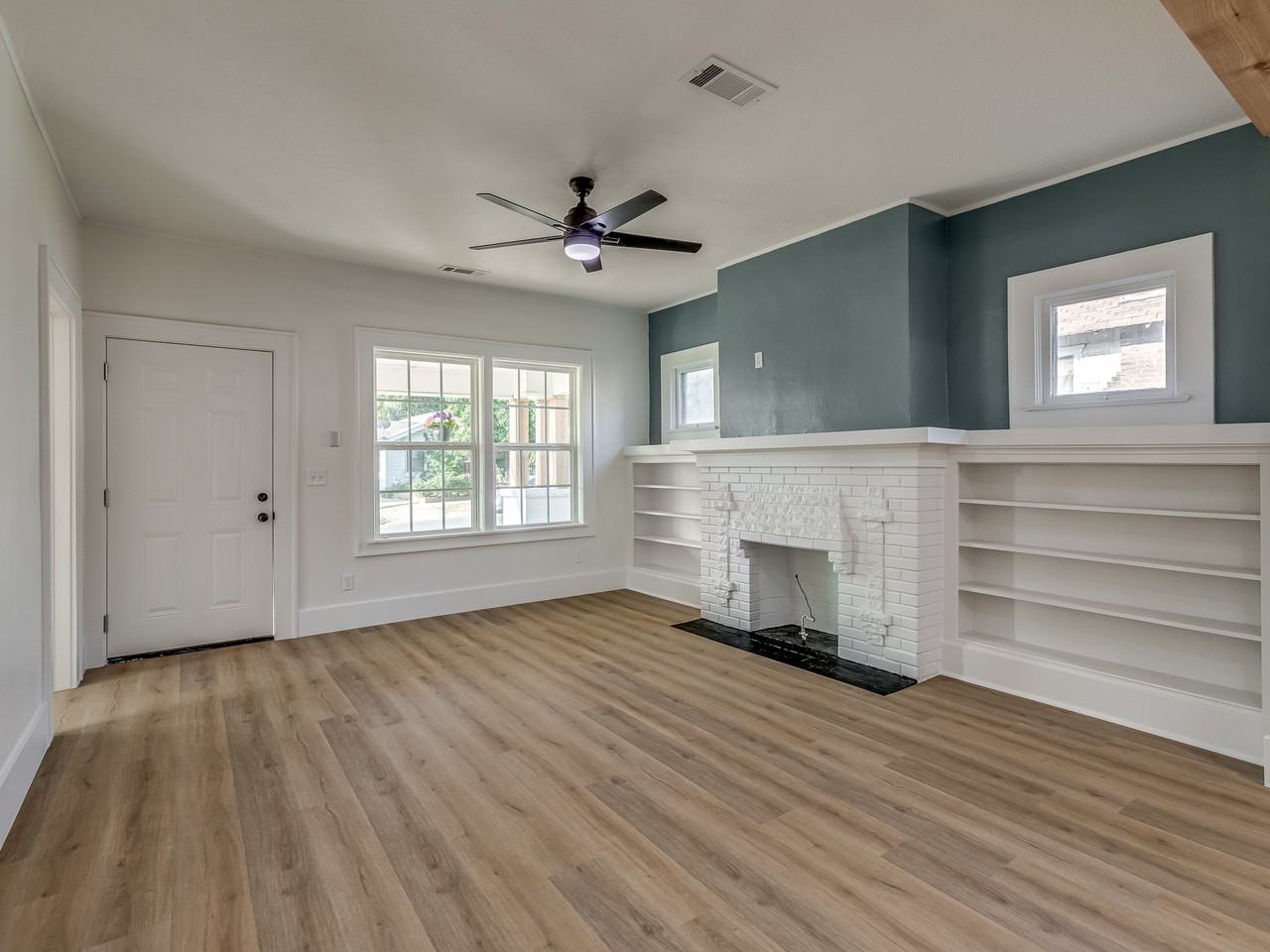 1723 W Park Pl #1 - Photo 7 of 50