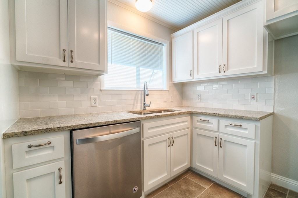 2714 Maple Dr - Photo 6 of 13