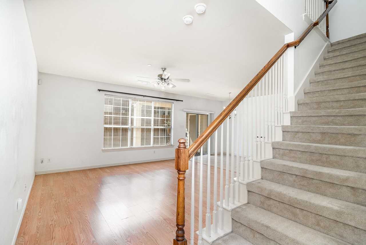 7909 Eddie Dr - Photo 5 of 26