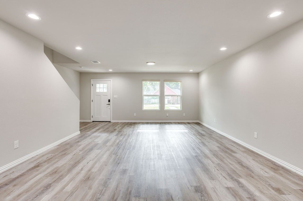 933 River Rd - Photo 7 of 36