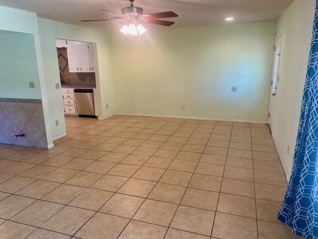 720 N West St - Photo 5 of 27