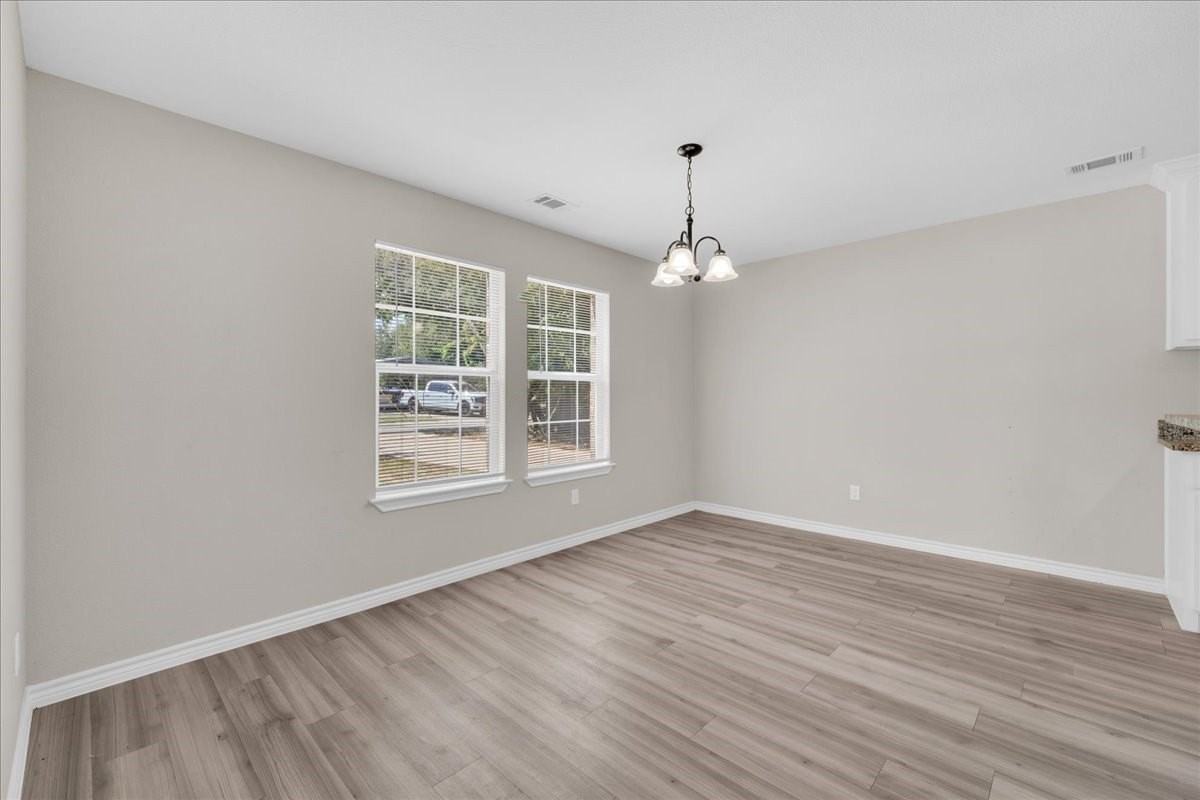 808 Sw 24th St - Photo 7 of 32