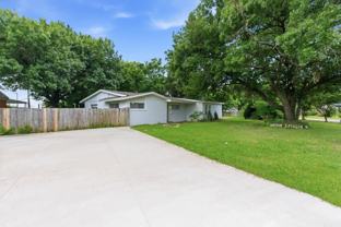 2204 Dunloe Ave - Photo 1 of 1