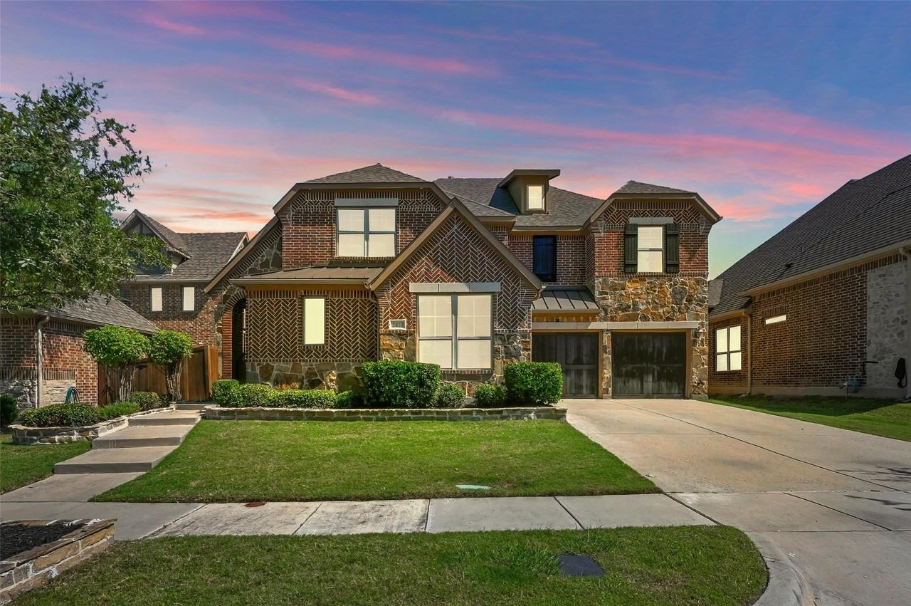 2413 Barton Creek Blvd - Photo 3 of 38