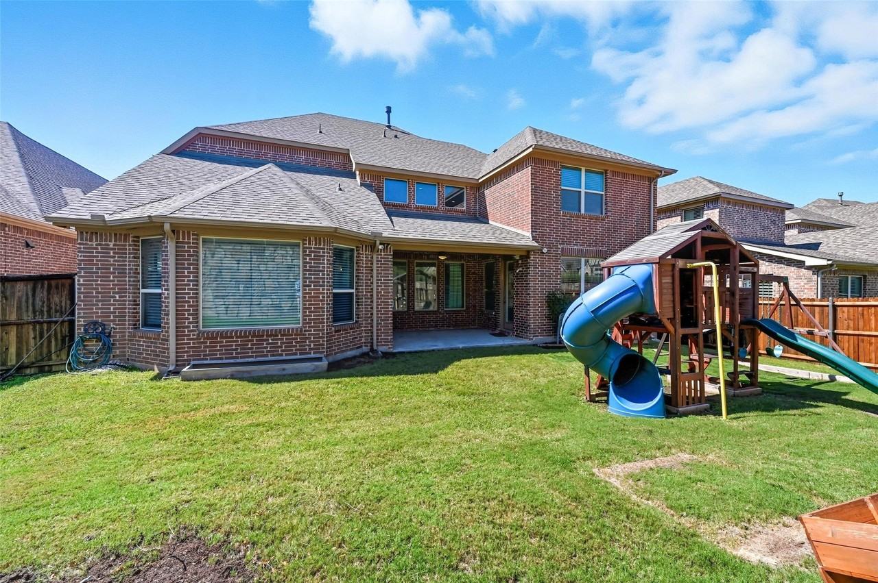 2413 Barton Creek Blvd - Photo 7 of 38