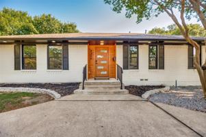 featured image of 6329 E Lovers Ln