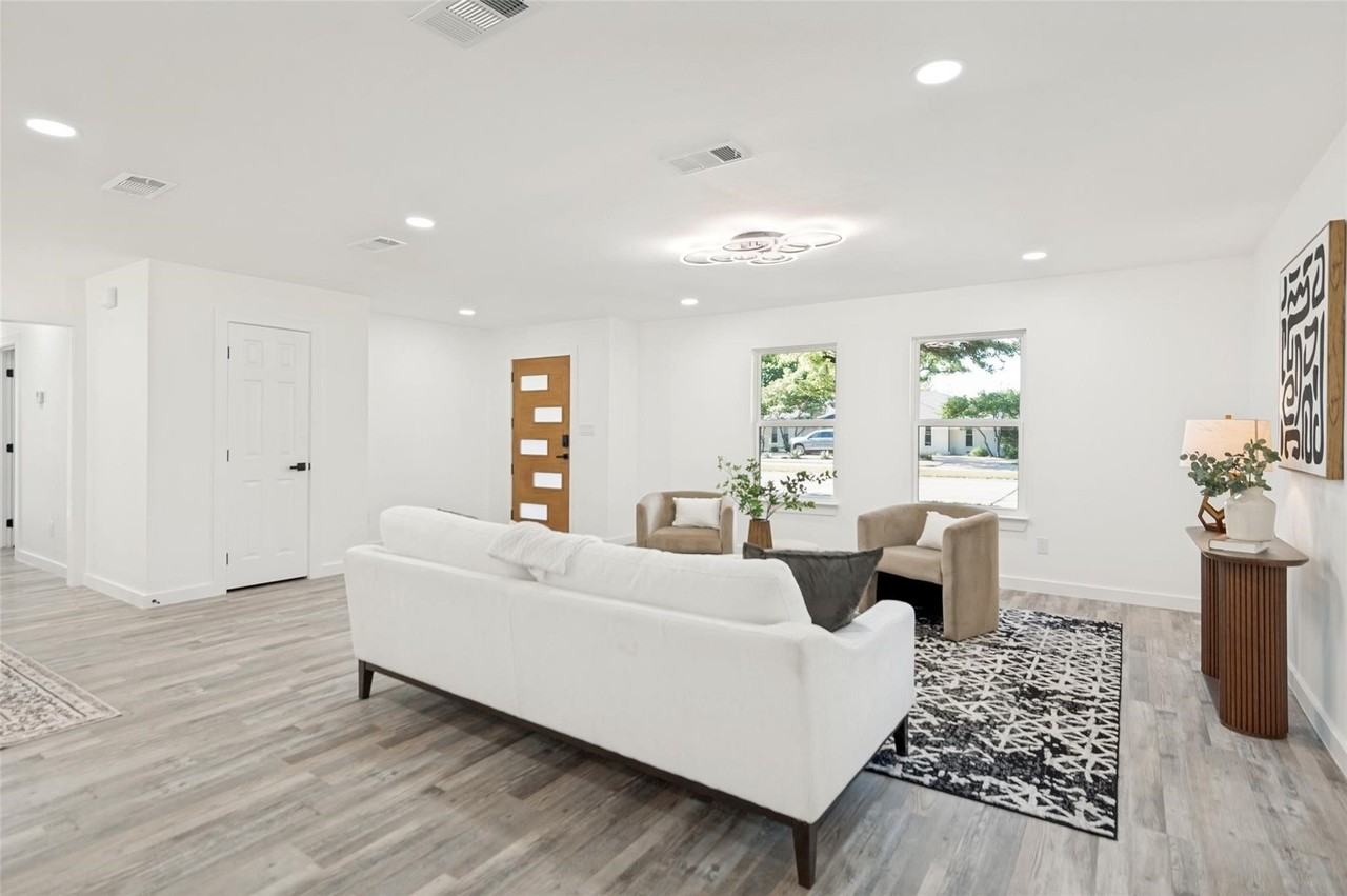 6329 E Lovers Ln - Photo 5 of 25