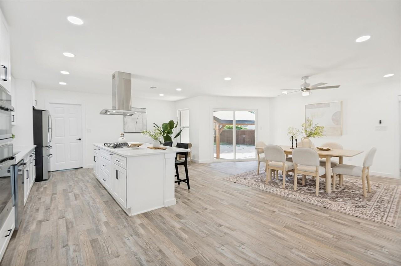 6329 E Lovers Ln - Photo 7 of 25