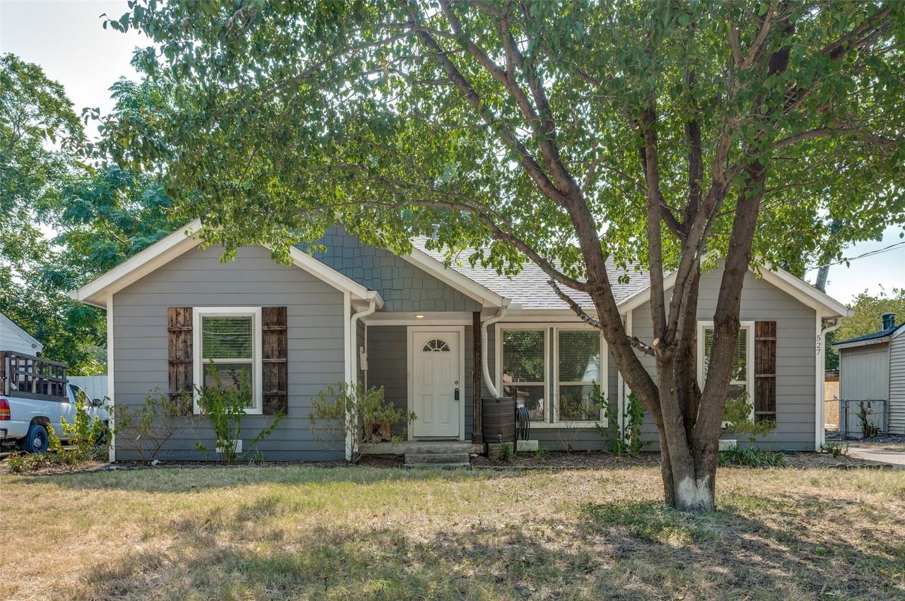 527 Ravenwood Dr