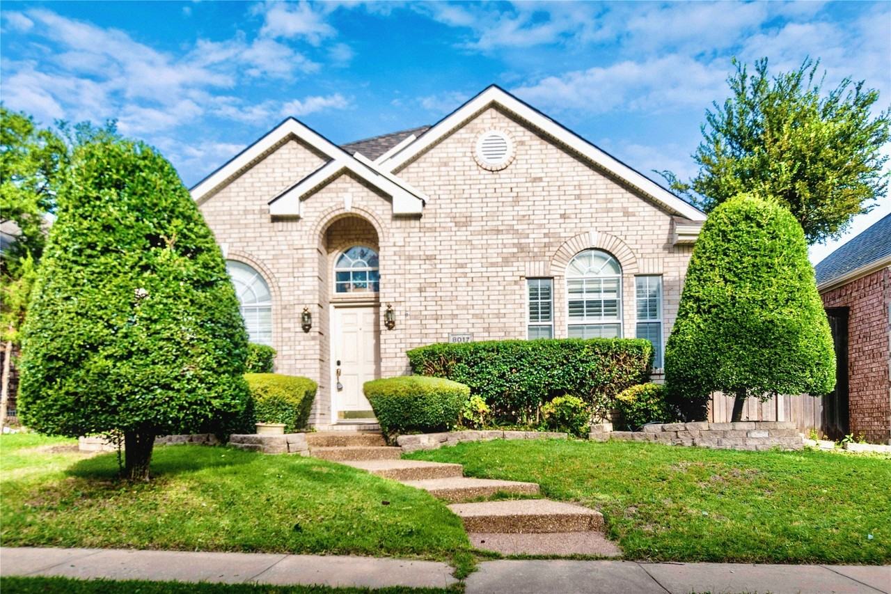 8017 Springmoss Dr