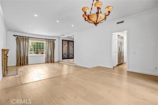 22715 America Way - Photo 2 of 6
