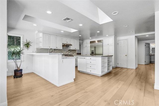 22715 America Way - Photo 4 of 6