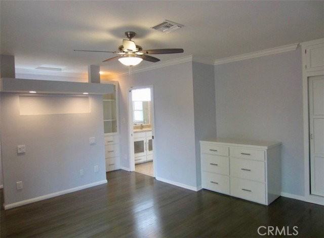 6372 Zelzah Ave - Photo 6 of 8