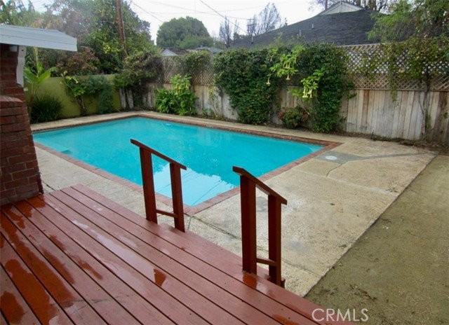 6372 Zelzah Ave - Photo 7 of 8