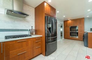 featured image of 8471 Vine Valley Dr