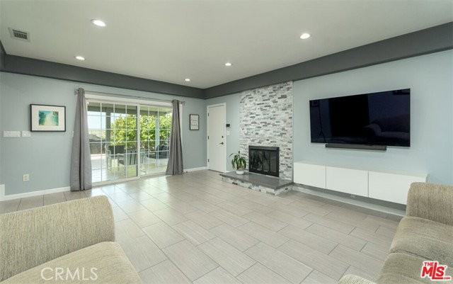8471 Vine Valley Dr - Photo 3 of 8