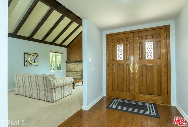 8471 Vine Valley Dr - Photo 4 of 8