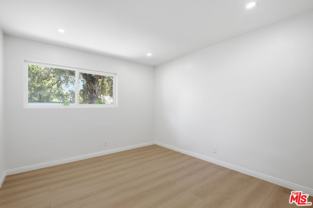 1832 N Summit Ave - Photo 1 of 1