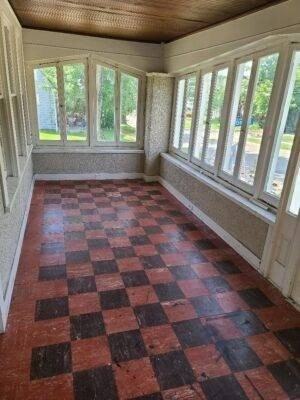834 1st NE St - Photo 2 of 9