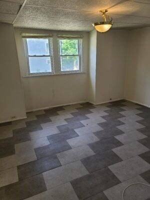 834 1st NE St - Photo 5 of 9
