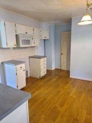 834 1st NE St - Photo 6 of 9