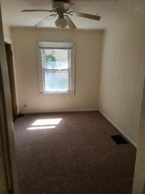 834 1st NE St - Photo 7 of 9