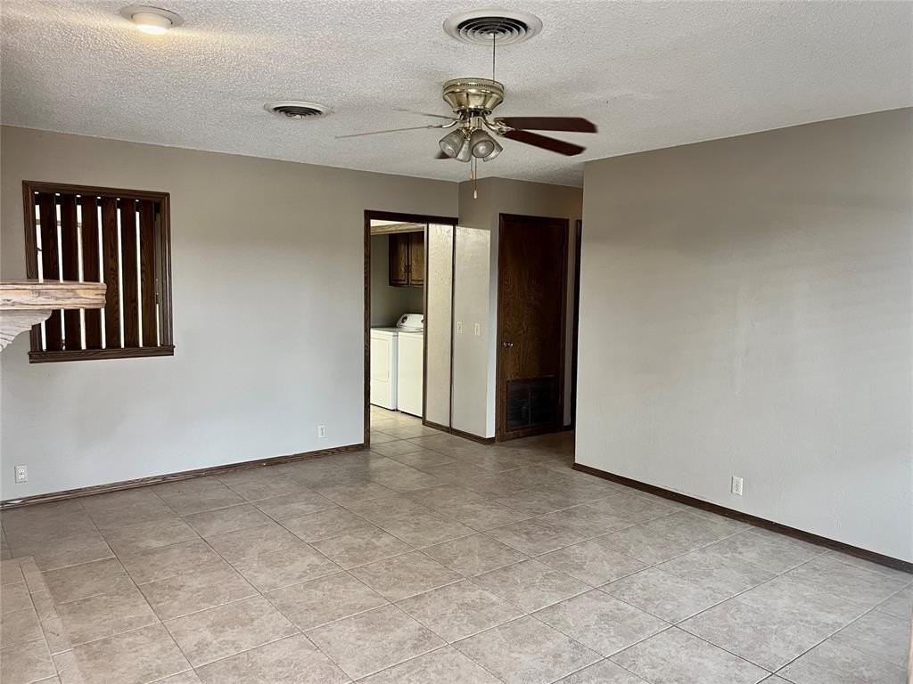 1344 Meadow Ln #3 - Photo 3 of 10
