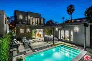 featured image of 528 Norwich Dr