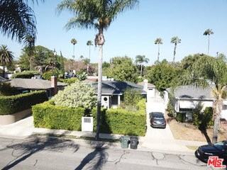 1216 Greenacre Ave - Photo 7 of 8