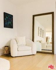408 Westbourne Dr - Photo 6 of 8