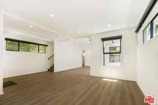 538 Vernon Ave - Photo 3 of 8