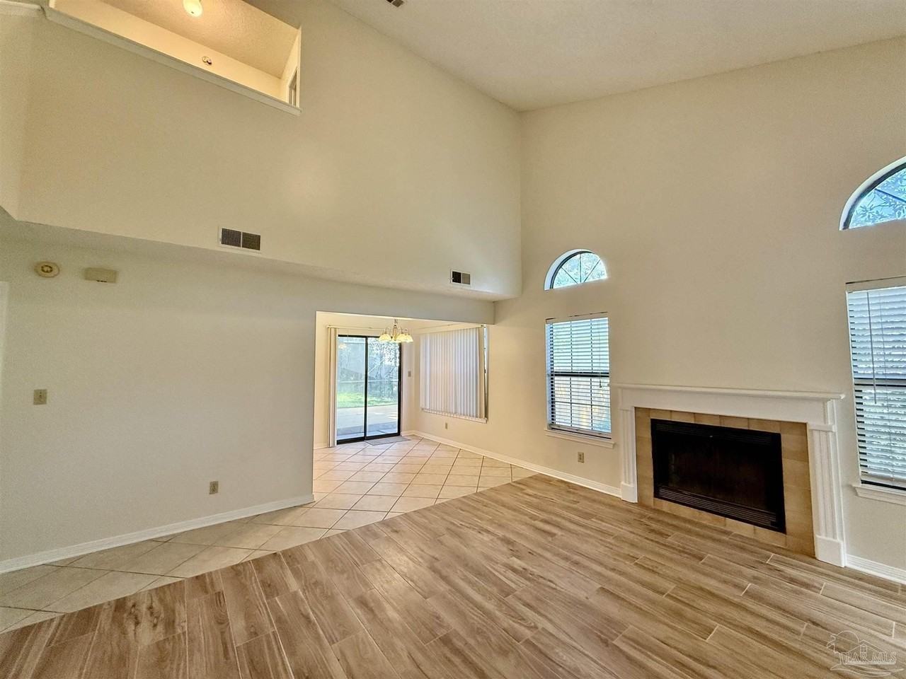 1516 Portside Dr - Photo 4 of 33