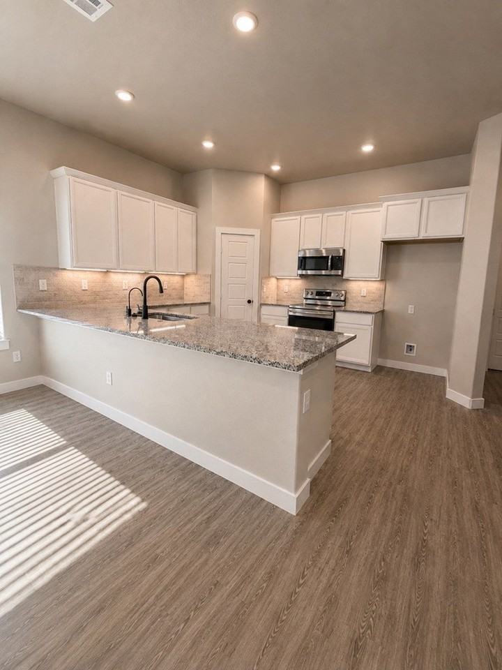 2617 Ivy Ct - Photo 5 of 23